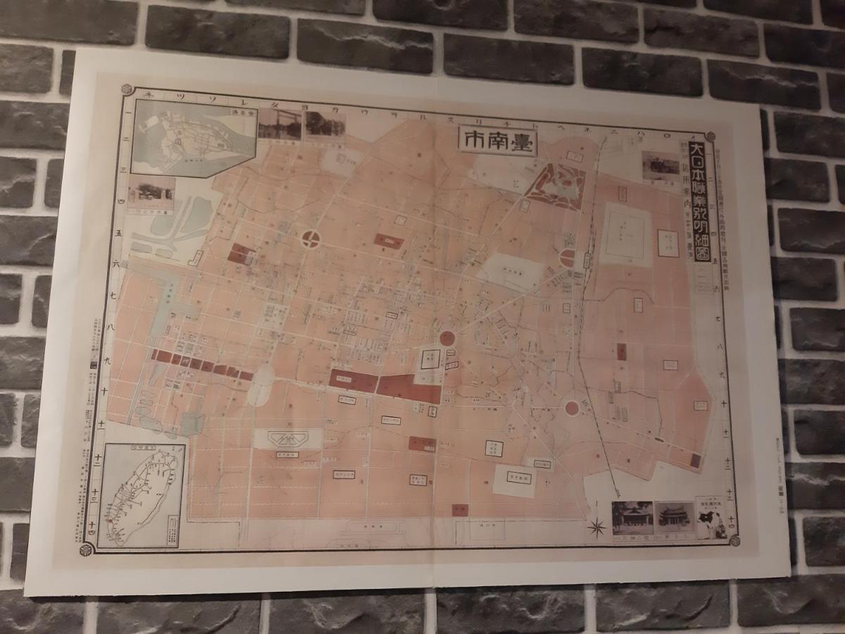 Quiet Hostel - Minquan Inn Tainan Buitenkant foto